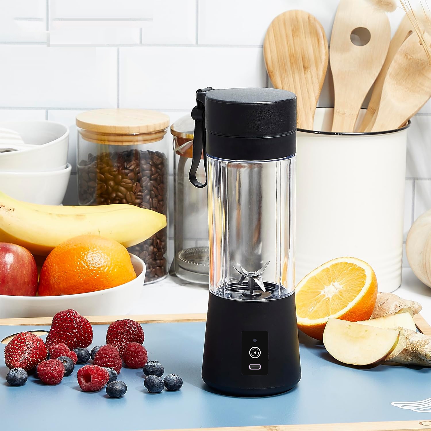 خلاط محمول قابل لإعادة الشحن ب - مراجعة Kitchen Appliances Usa وسعره